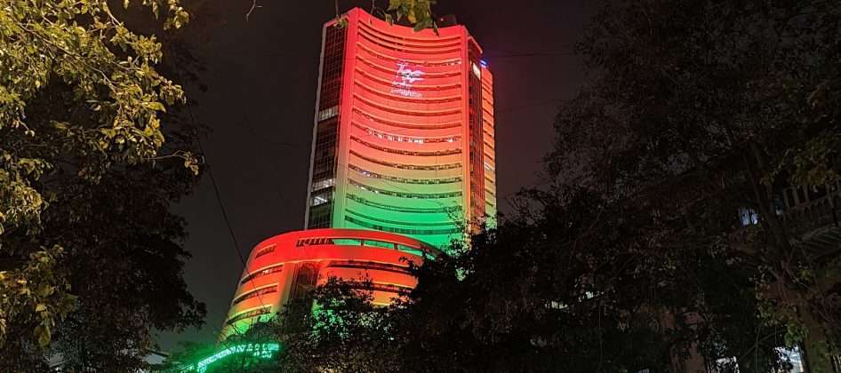 Republic Day 2022: PHOTO | Attractive electric lighting on historical buildings in Mumbai