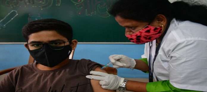 Coronavirus: PHOTO l Vaccination of children starts now after school bell rings in Mumbai