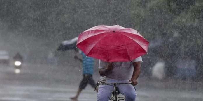 Weather Update: Rains begin in some parts of Maharashtra including Mumbai