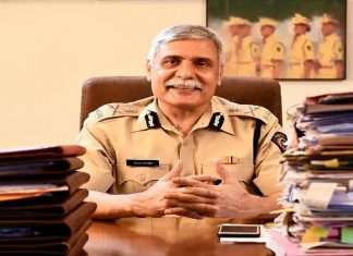 after one year maharashtra did not get full time director general of police