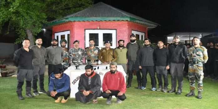 Jammu Kashmir Terrorists jammu three terrorists of let arrested in sopore who were planning to disturb peace in north kashmir