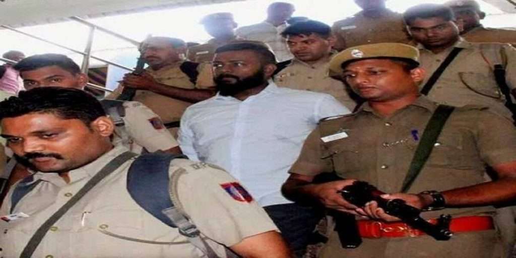 अनेक अभिनेत्रींना फसवणाऱ्या तिहार तुरुंगातील आरोपी Sukesh Chandrasekhar ला ईडीकडून अटक