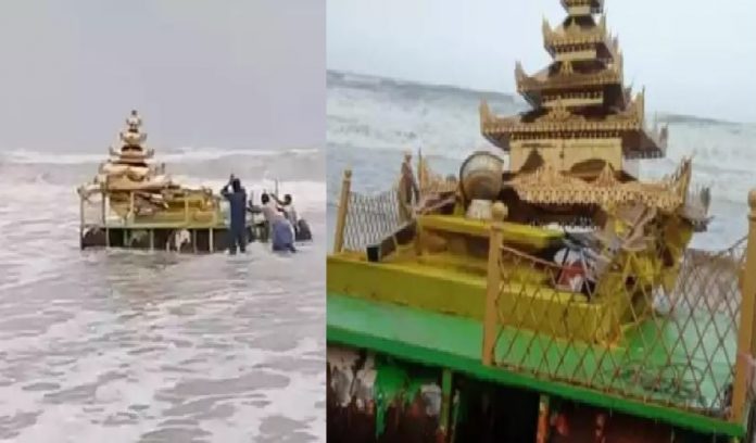 VIDEO mysterious gold coloured chariot found in Andhra Pradesh ashore