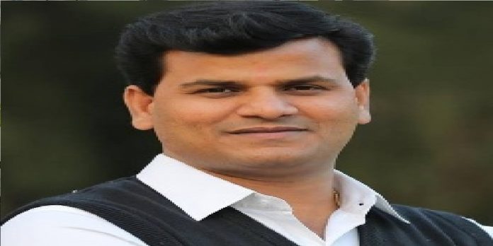 MLA Ravi Rana criticizes MP Sanjay RautMLA Ravi Rana criticizes MP Sanjay Raut