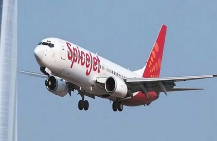 Spicejet Shocking Passenger stuck in flight toilet for 100 minutes what really happened