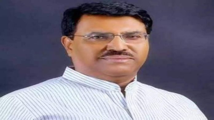 maharashtra jaidatta kshirsagar supports bjp candidatein marathwada teacher constituency election