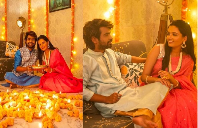 Diwali 2022 Prathamesh Parabs Adorable Pics With His Girlfriend And a Note