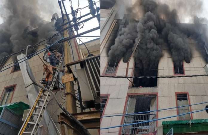 massive fire broke out in a factory in delhi narela 2 death many injured