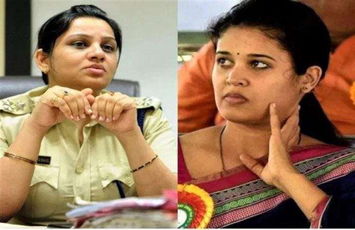 Controversy among Karnataka women IAS-IPS officers over photo