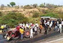 Devotees' car met with a terrible accident in Pune
