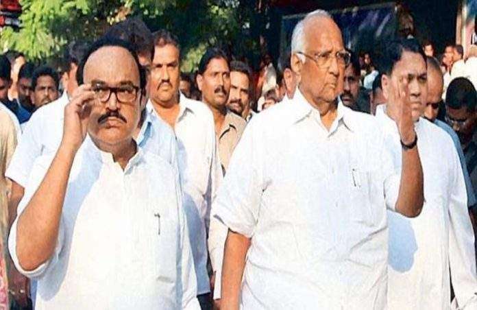 propose a resolution that Sharad Pawar should remain the President Chhagan Bhujbal