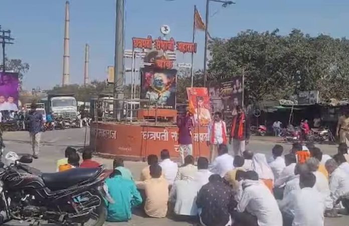 Maratha Reservation Again protest by Maratha community Road block wheel jam what is the situation across the state