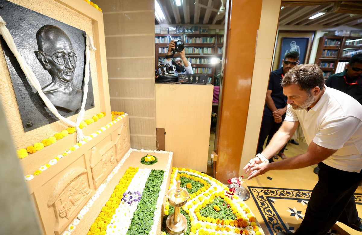 Rahul Gandhi visited Mani Bhavan, Mahatma Gandhi residence